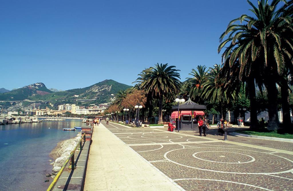 Sichelgaita Apartment Salerno Exterior photo